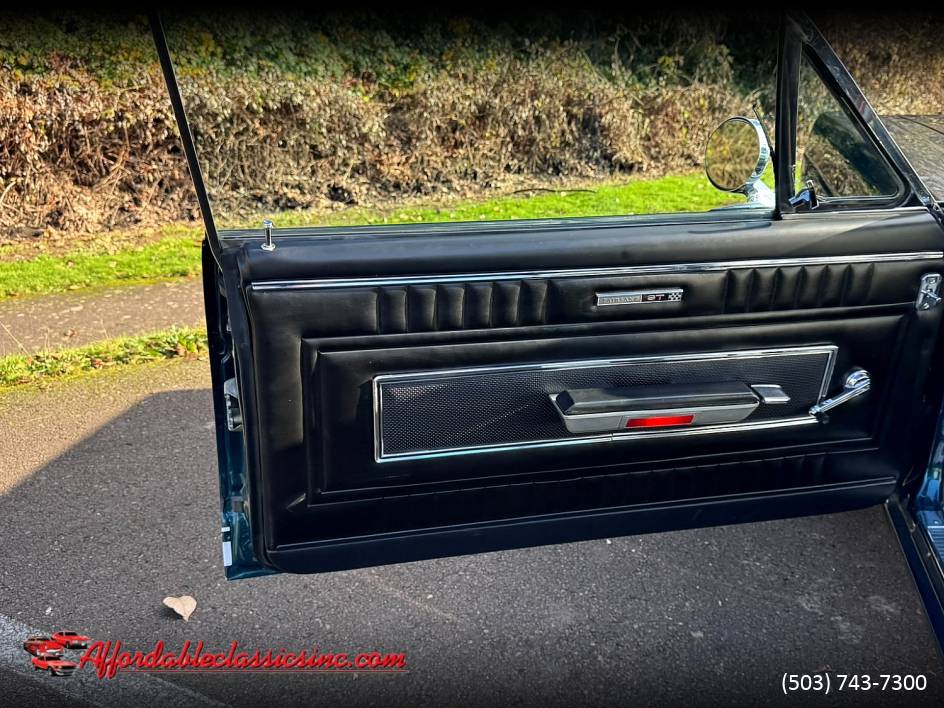 Ford-fairlane-gta-1966-16