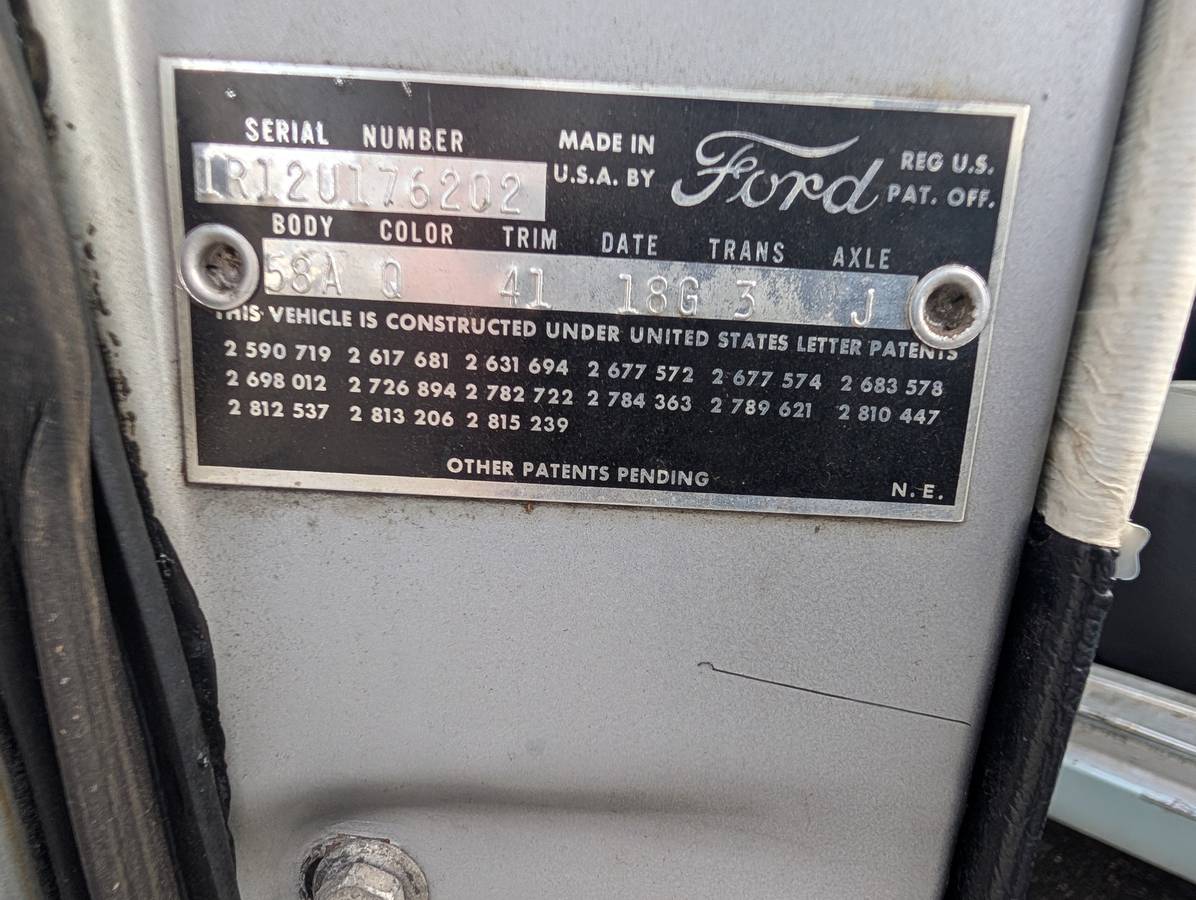 Ford-falcon-1961-blue-7