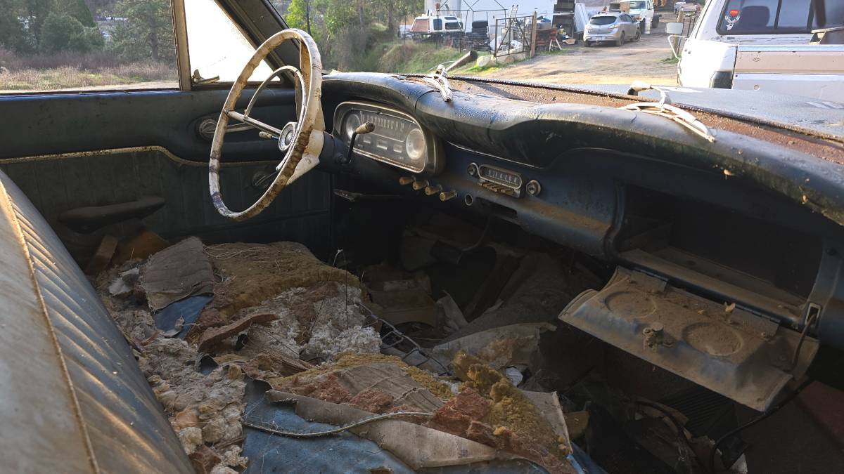 Ford-falcon-1962-blue-2