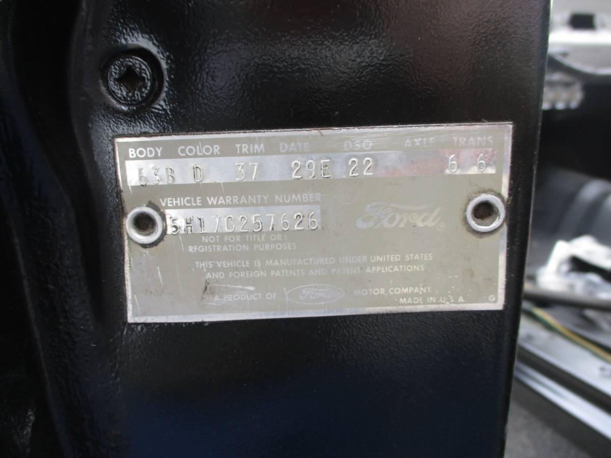 Ford-falcon-1965-black-2