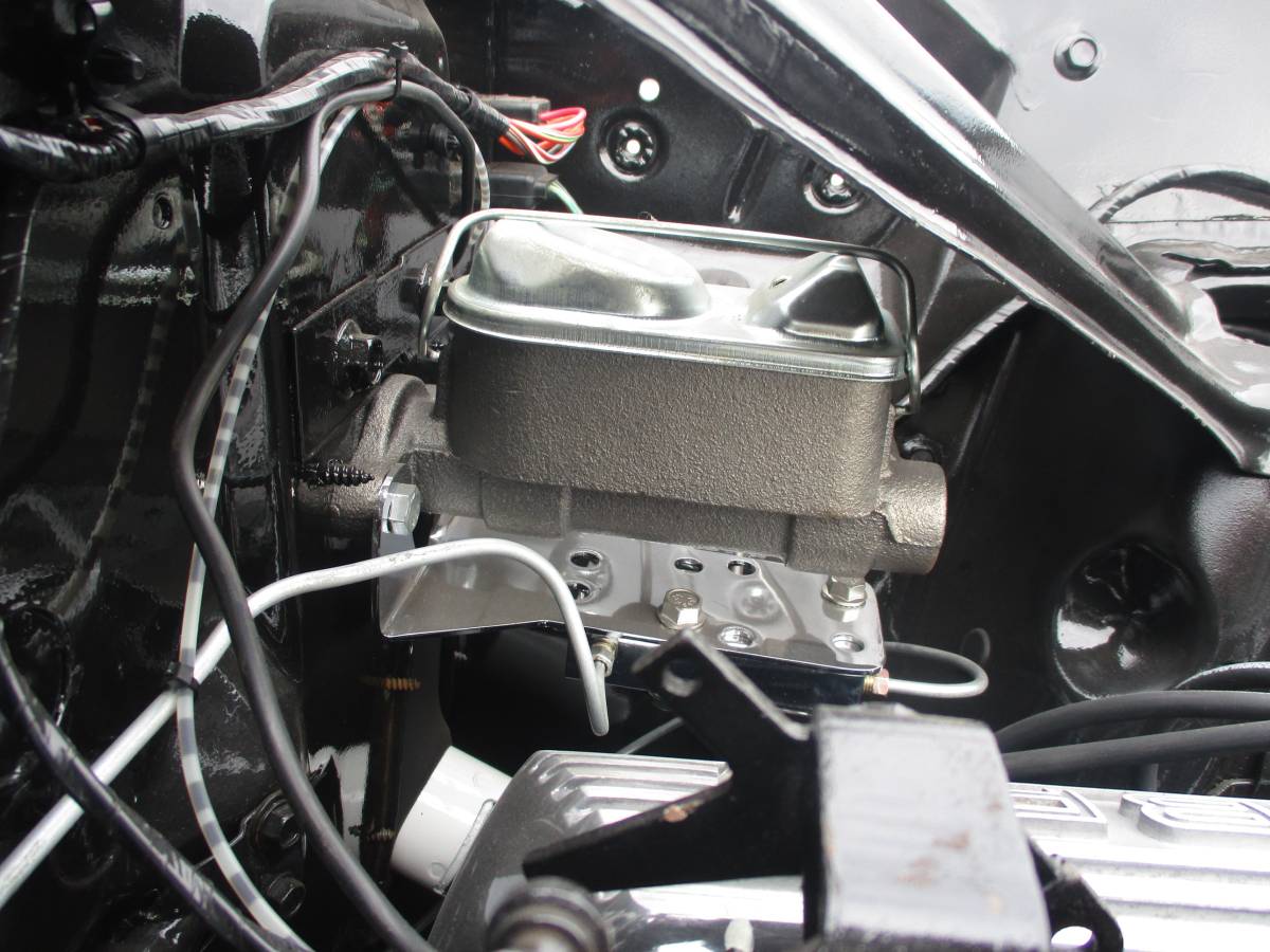 Ford-falcon-1965-black-8