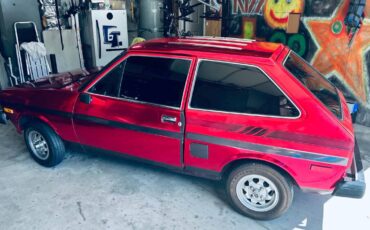Ford-fiesta-1978-red