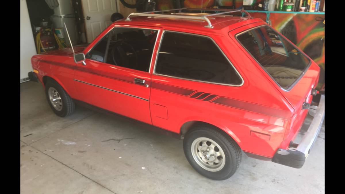 Ford-fiesta-1978-red-5
