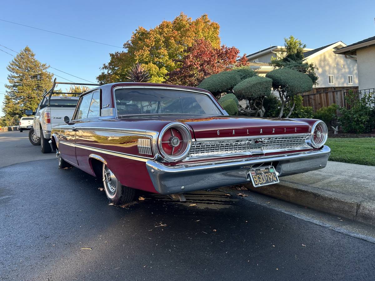 Ford-galaxie-1963-red-2