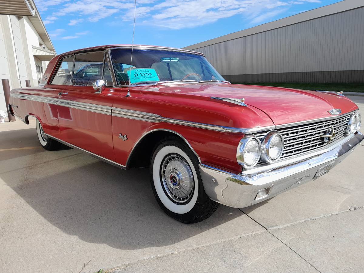 Ford-galaxie-500-1962-18