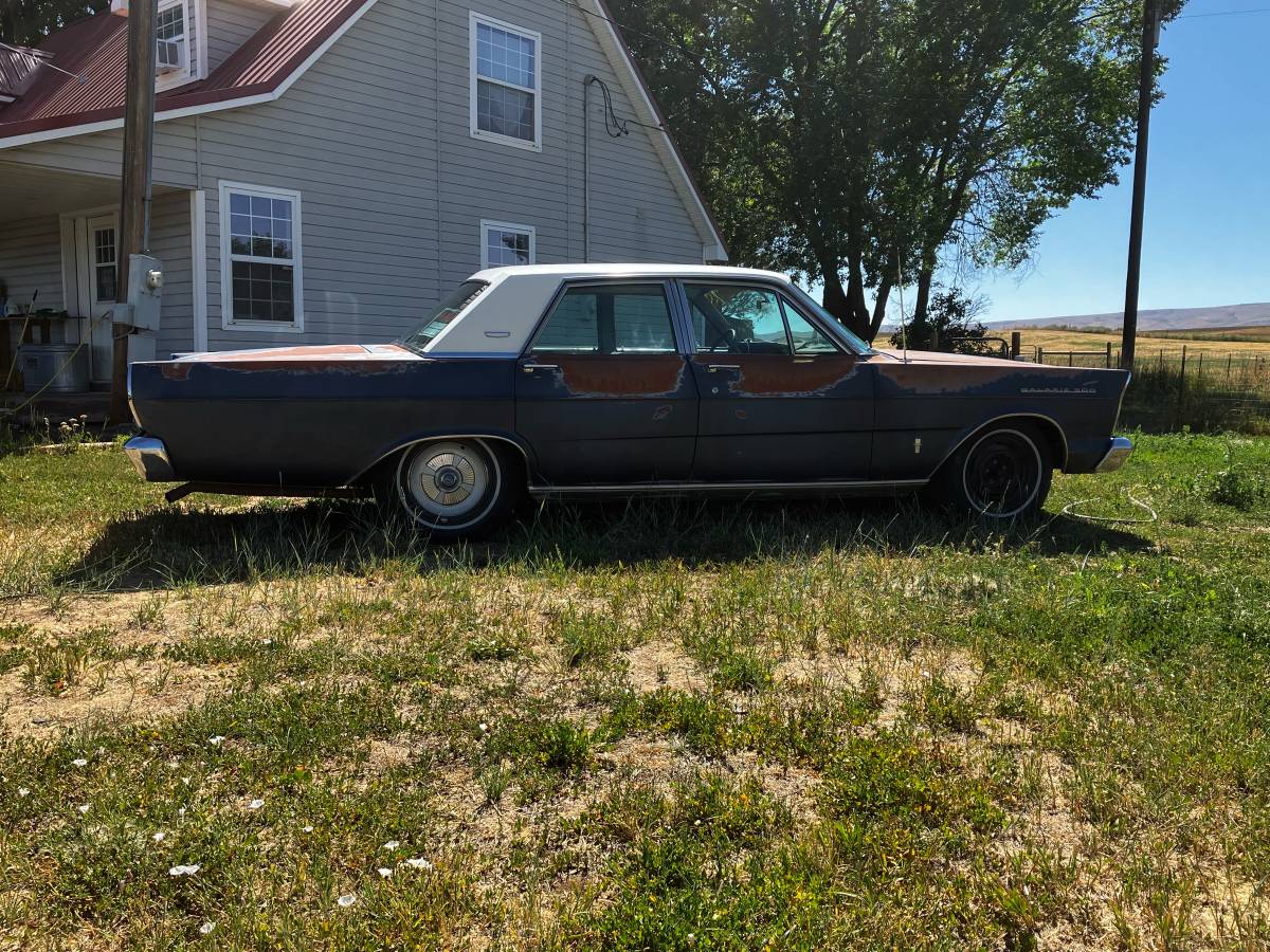 Ford-galaxie-500-1965-blue-1