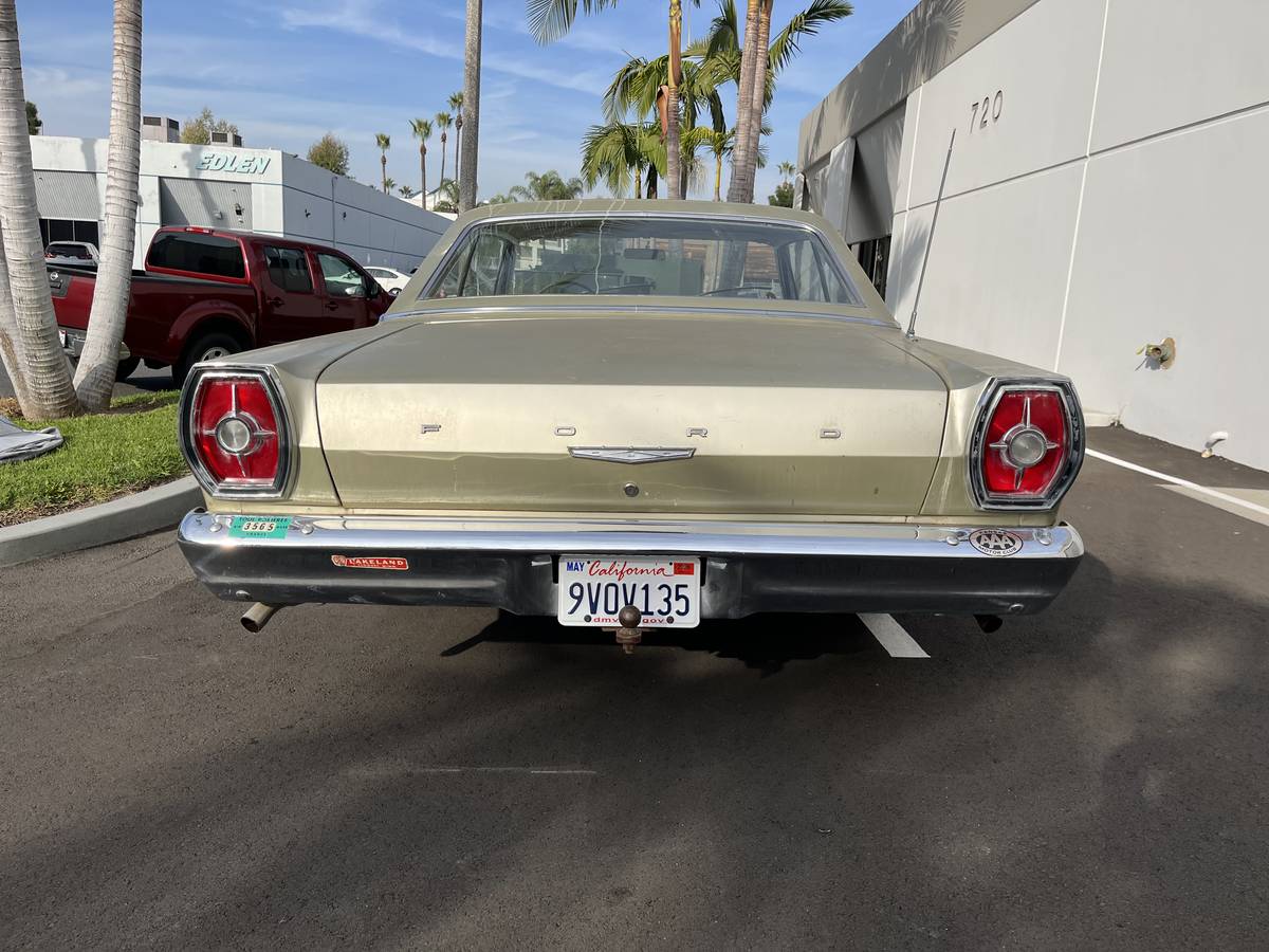 Ford-galaxie-500-1965-green-5