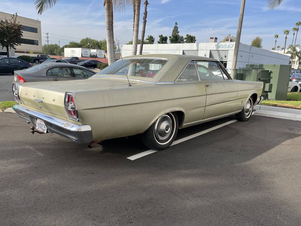 Ford-galaxie-500-1965-green-6