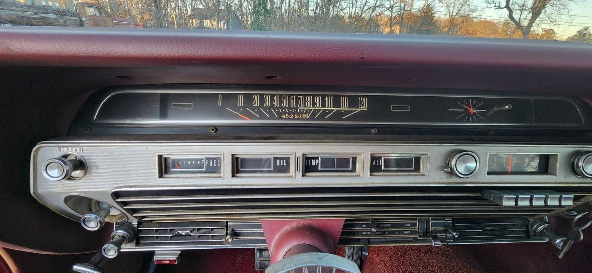 Ford-galaxie-500-1967-19