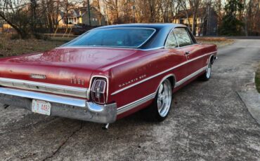 Ford-galaxie-500-1967-8