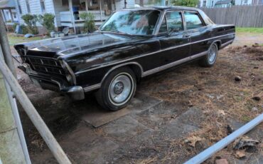 Ford-galaxie-500-1967-black-2