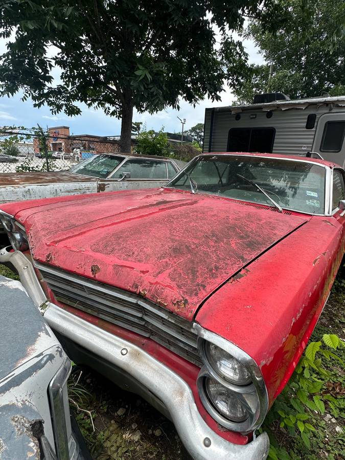 Ford-galaxie-500-1967-red-6