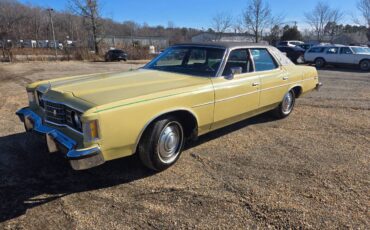 Ford-galaxie-500-1974-yellow-14