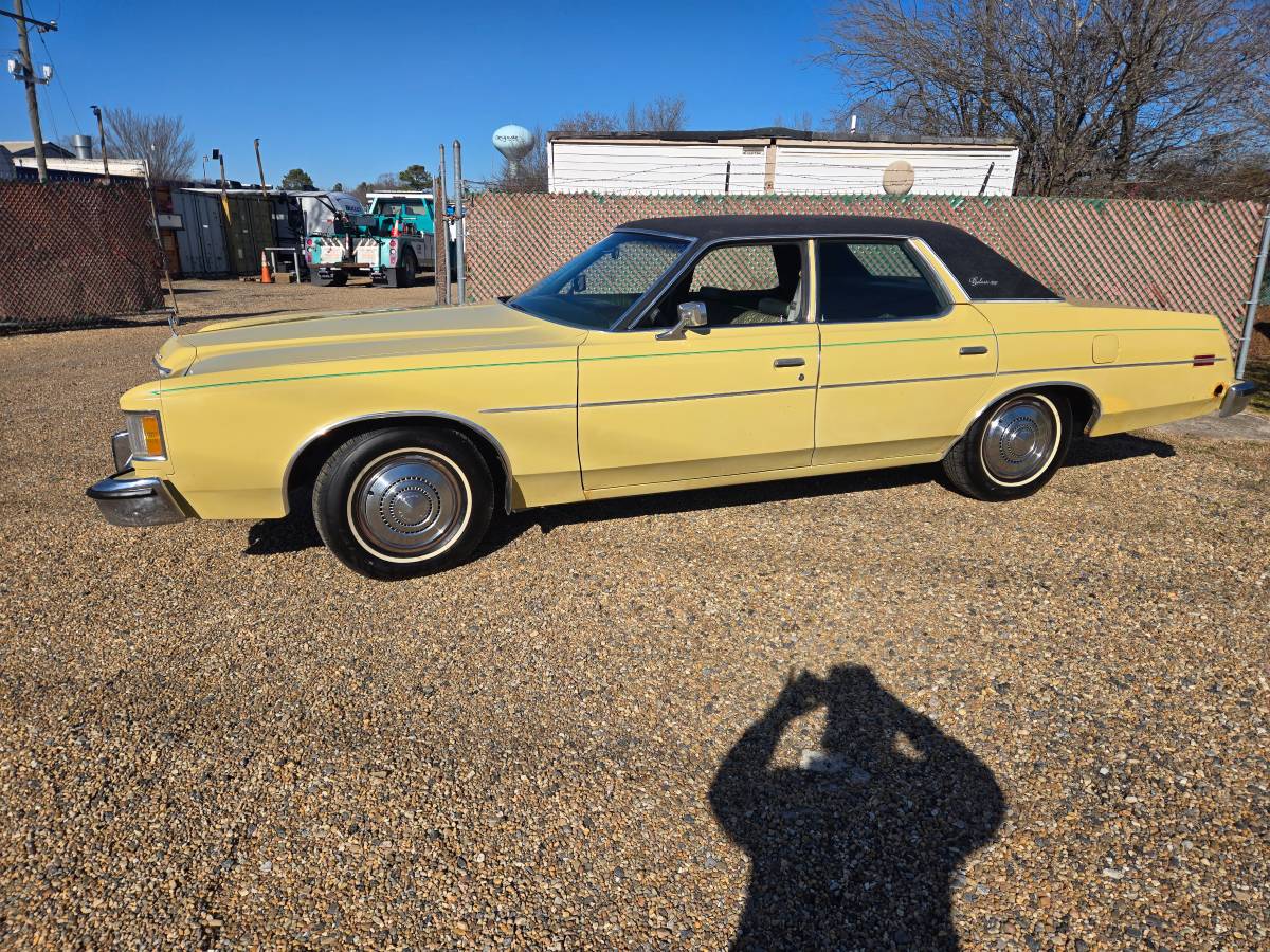 Ford-galaxie-500-1974-yellow-6