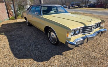 Ford-galaxie-500-1974-yellow-8