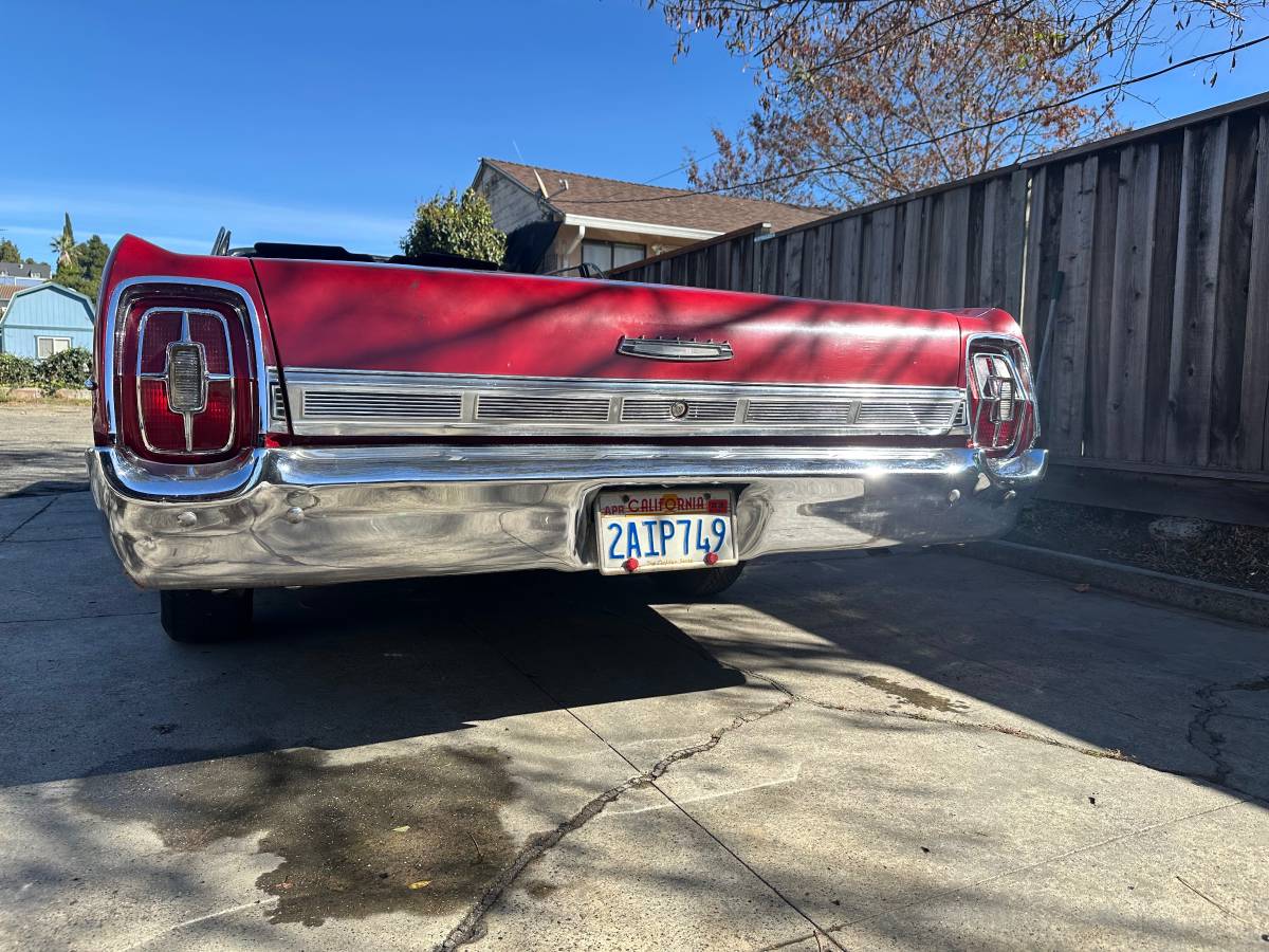 Ford-galaxy-500-1967-red-5