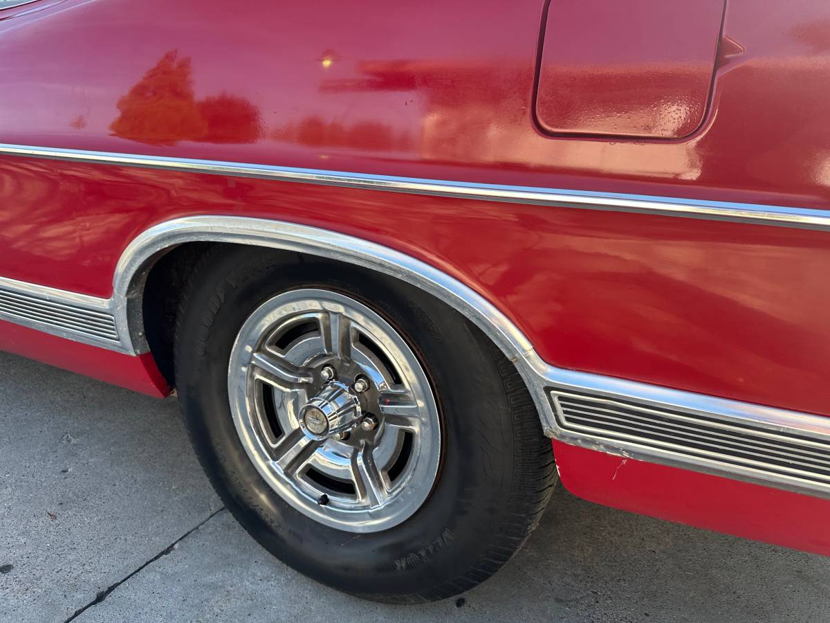 Ford-galaxy-500-1967-red-7