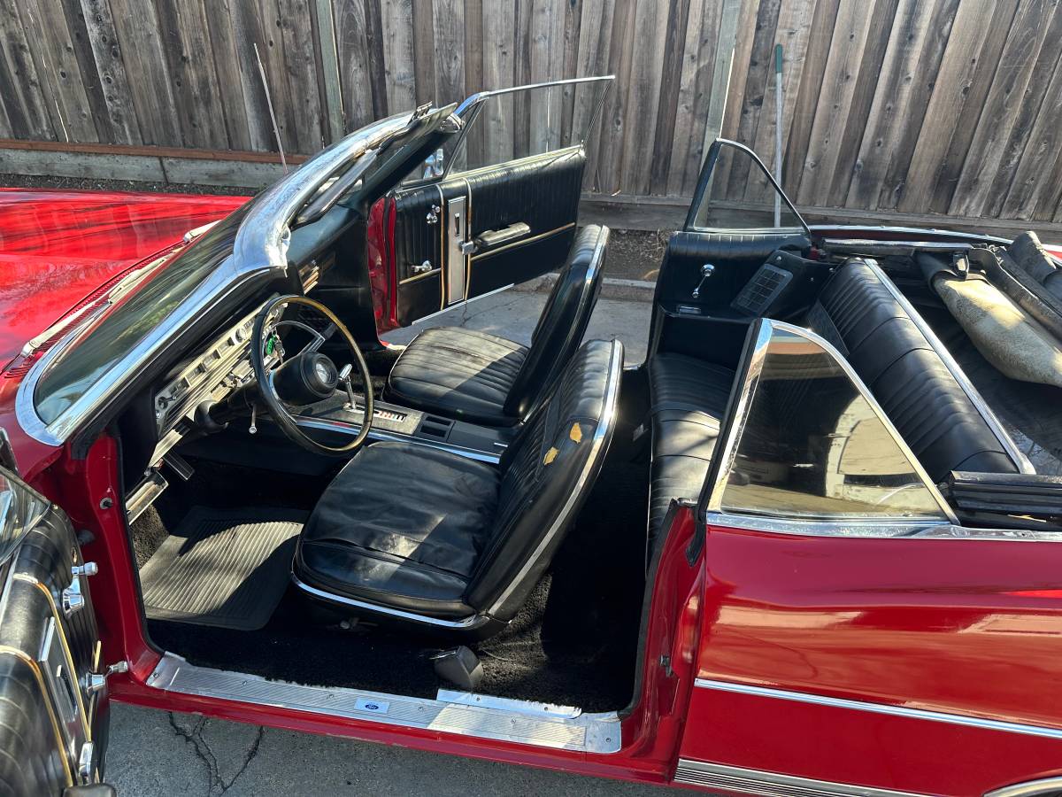 Ford-galaxy-500-1967-red-9