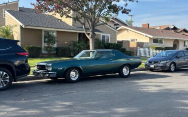 Ford-gran-torino-1973-green