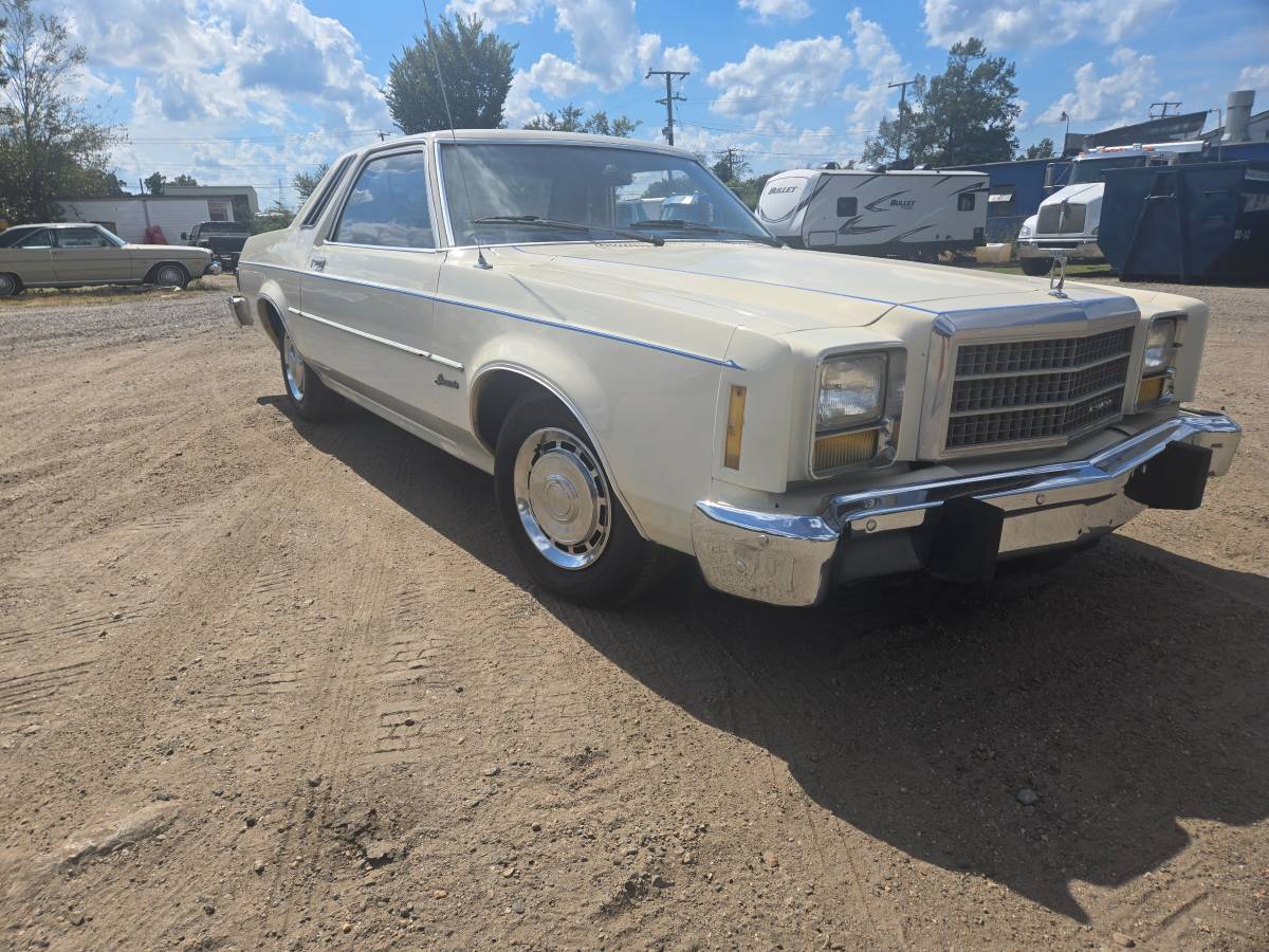 Ford-granada-1980-white-20