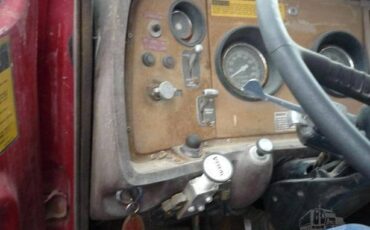 Ford-l9000-diesel-1979-13