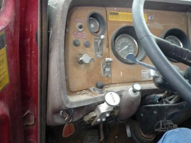 Ford-l9000-diesel-1979-13