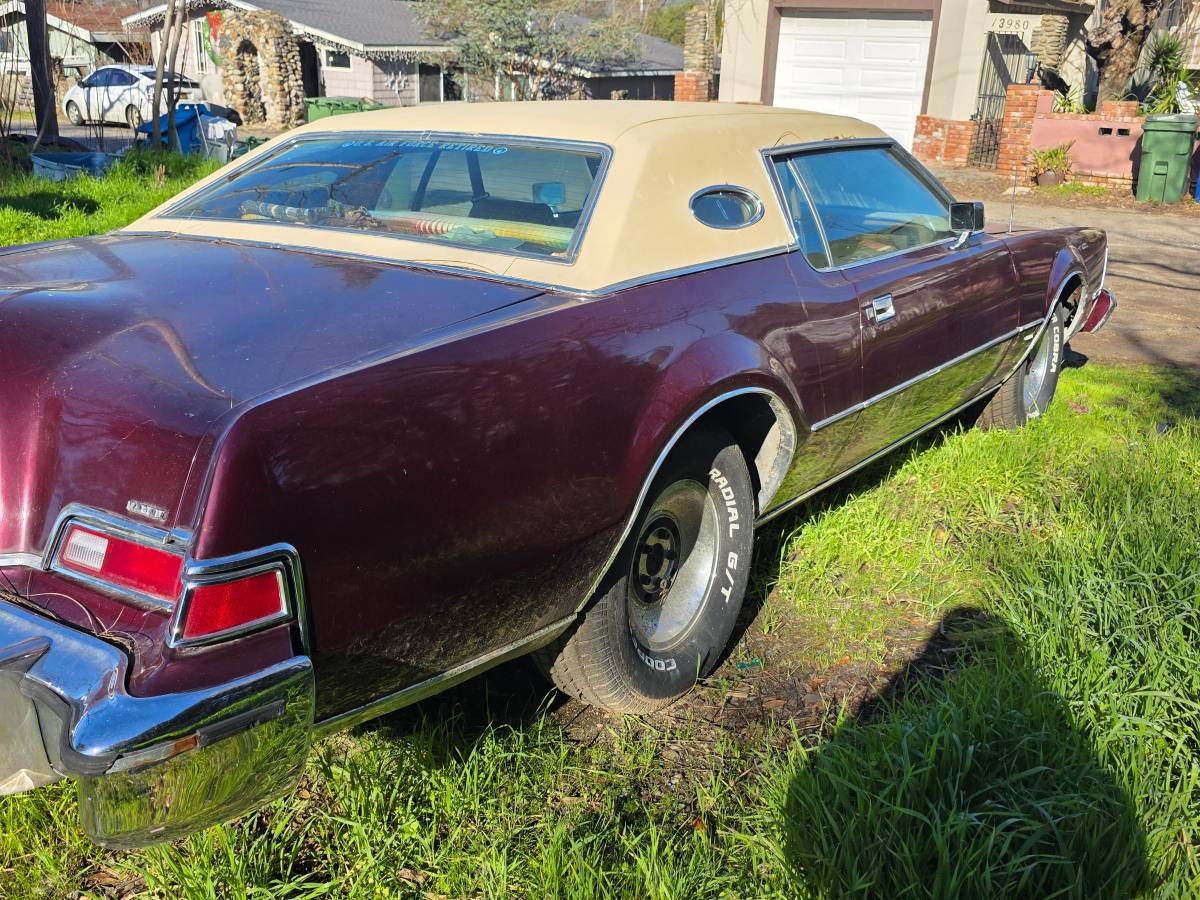 Ford-lincoln-continental-1974-2