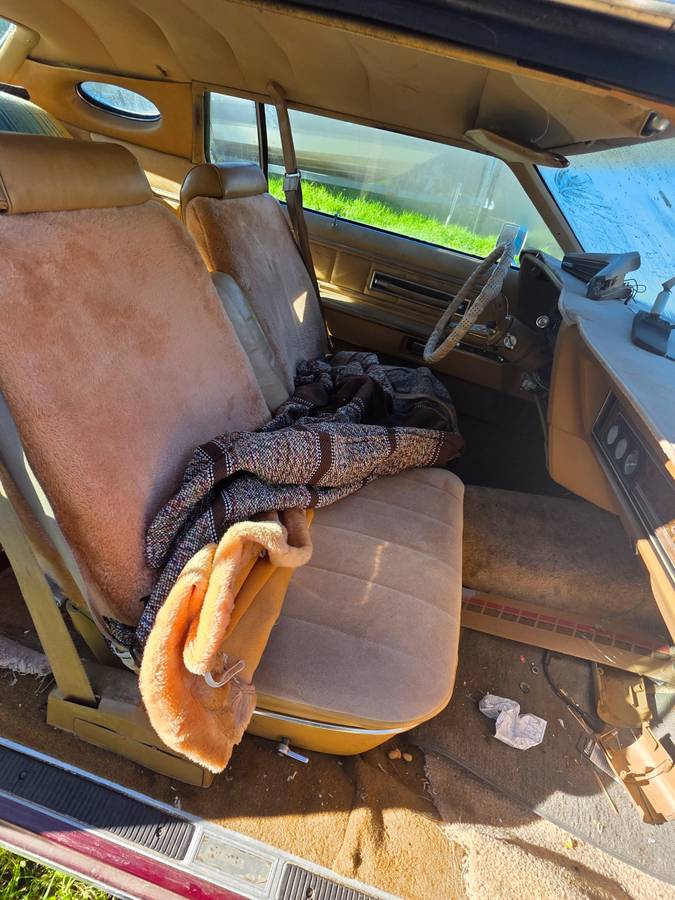 Ford-lincoln-continental-1974-4