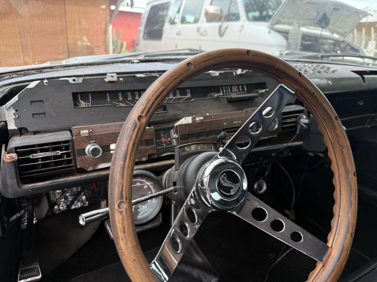 Ford-ltd-1968-custom-7