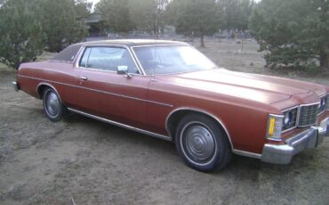 Ford-ltd-1973-orange-1