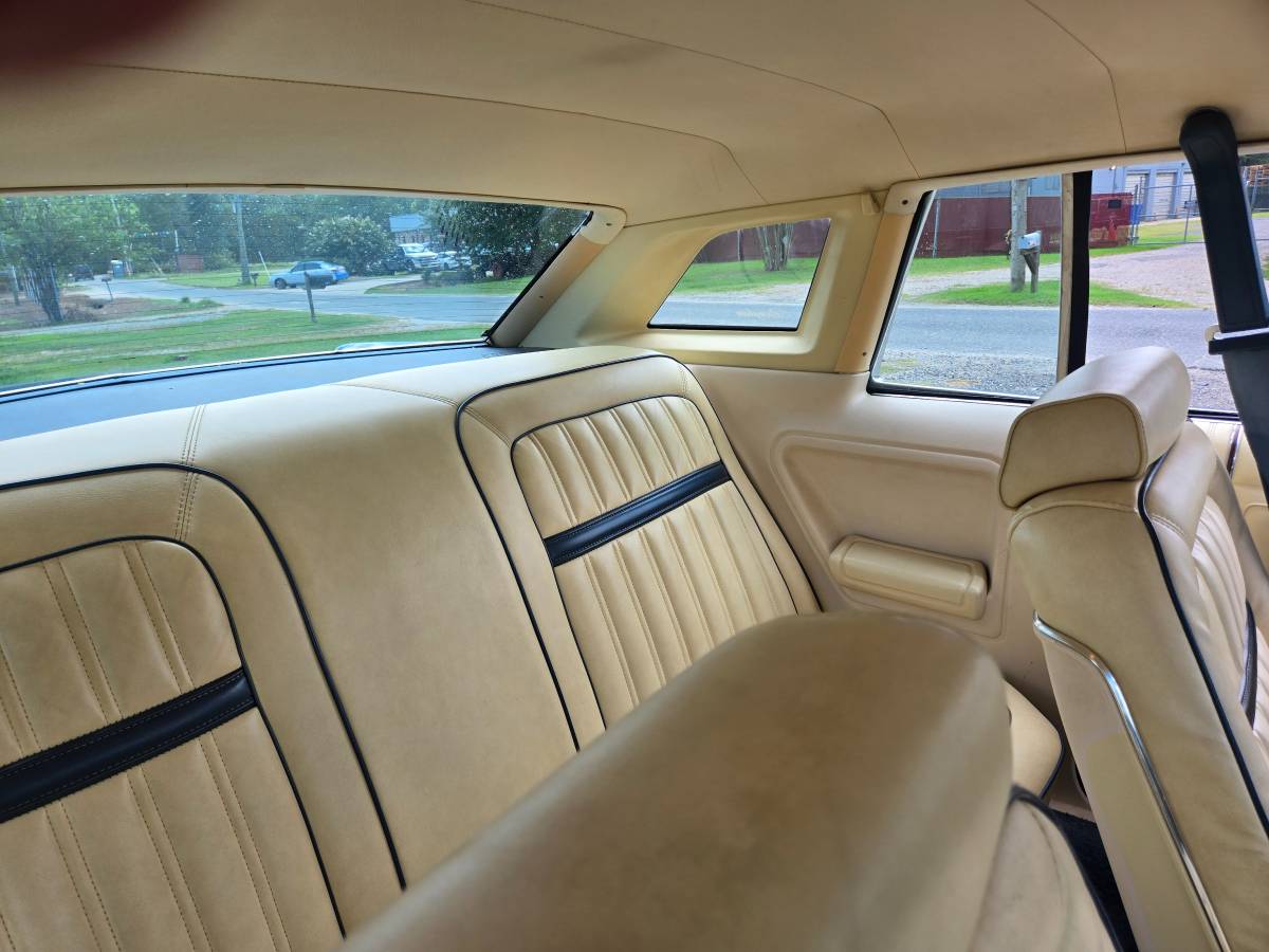 Ford-ltd-ii-1977-blue-3