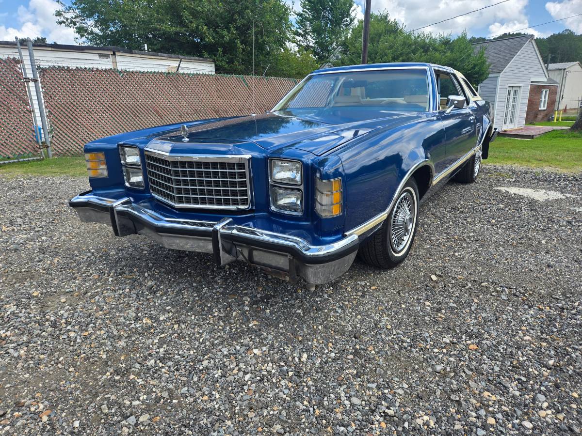 Ford-ltd-ii-1977-blue