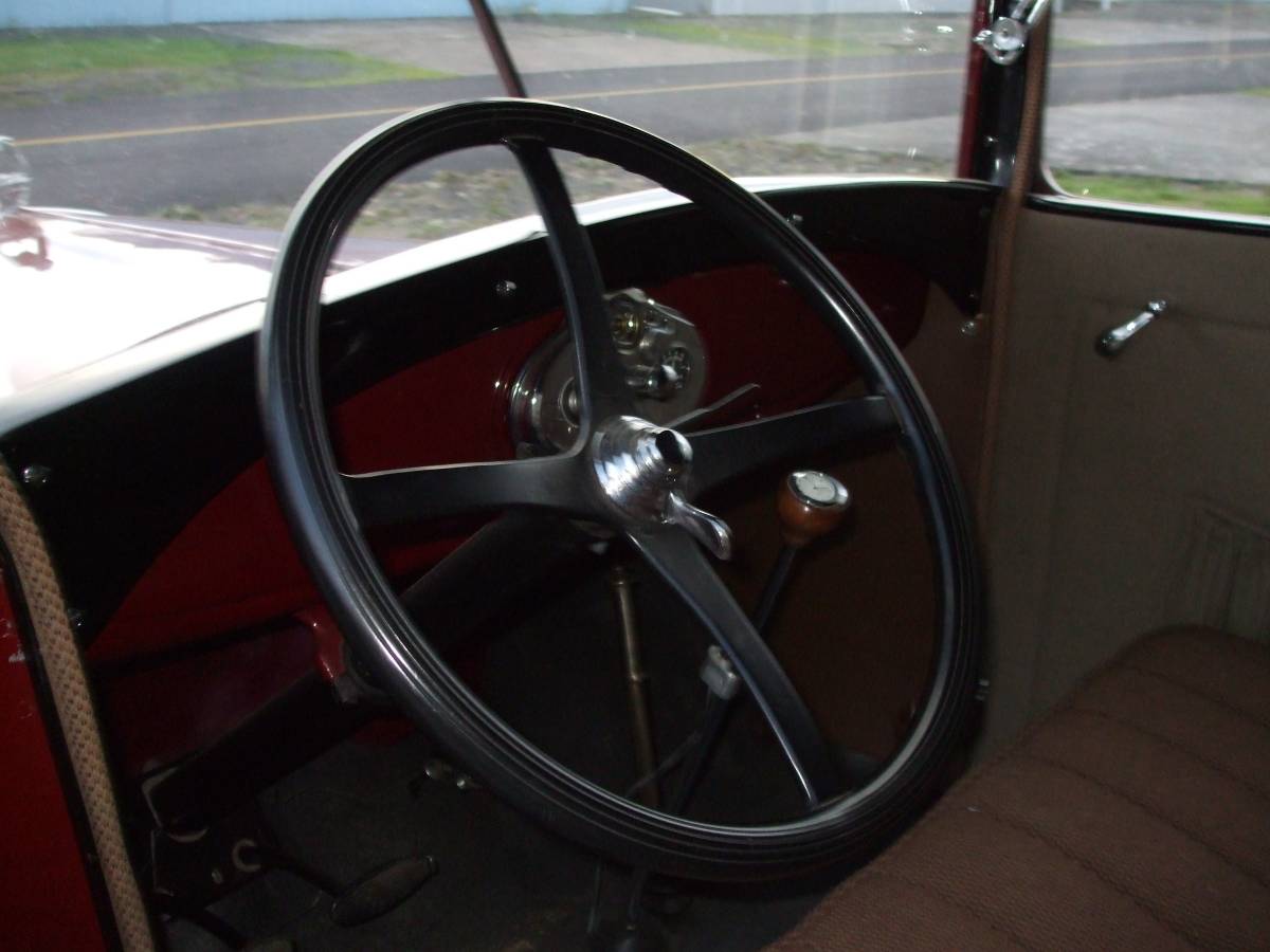 Ford-model-a-1929-purple-4