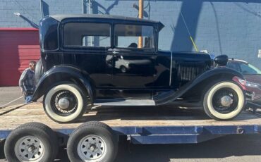 Ford-model-a-1930-black-3