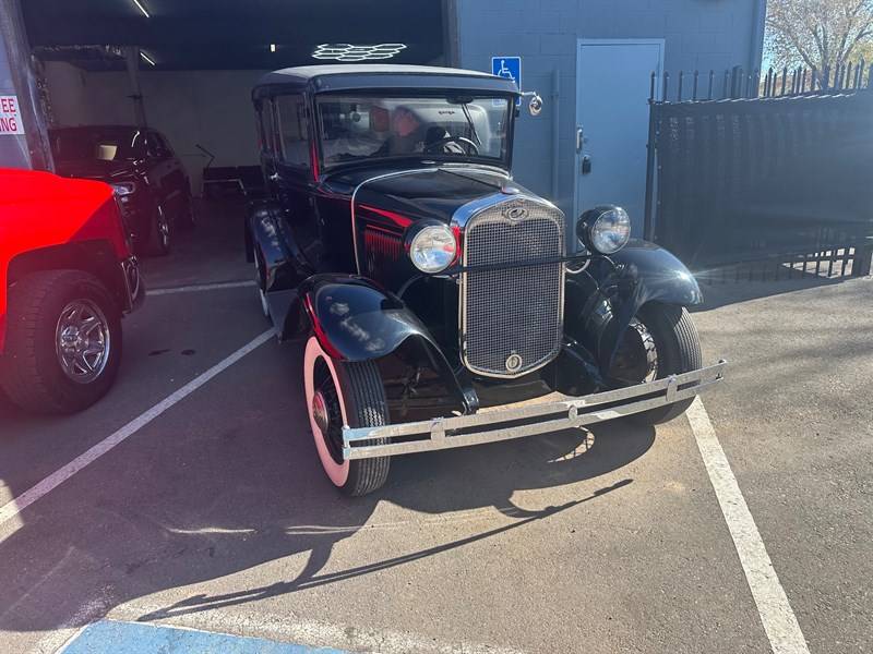 Ford-model-a-1930-black-4