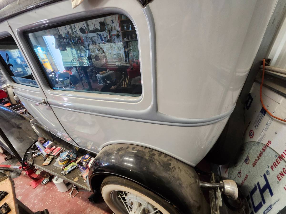 Ford-model-a-1930-grey-2