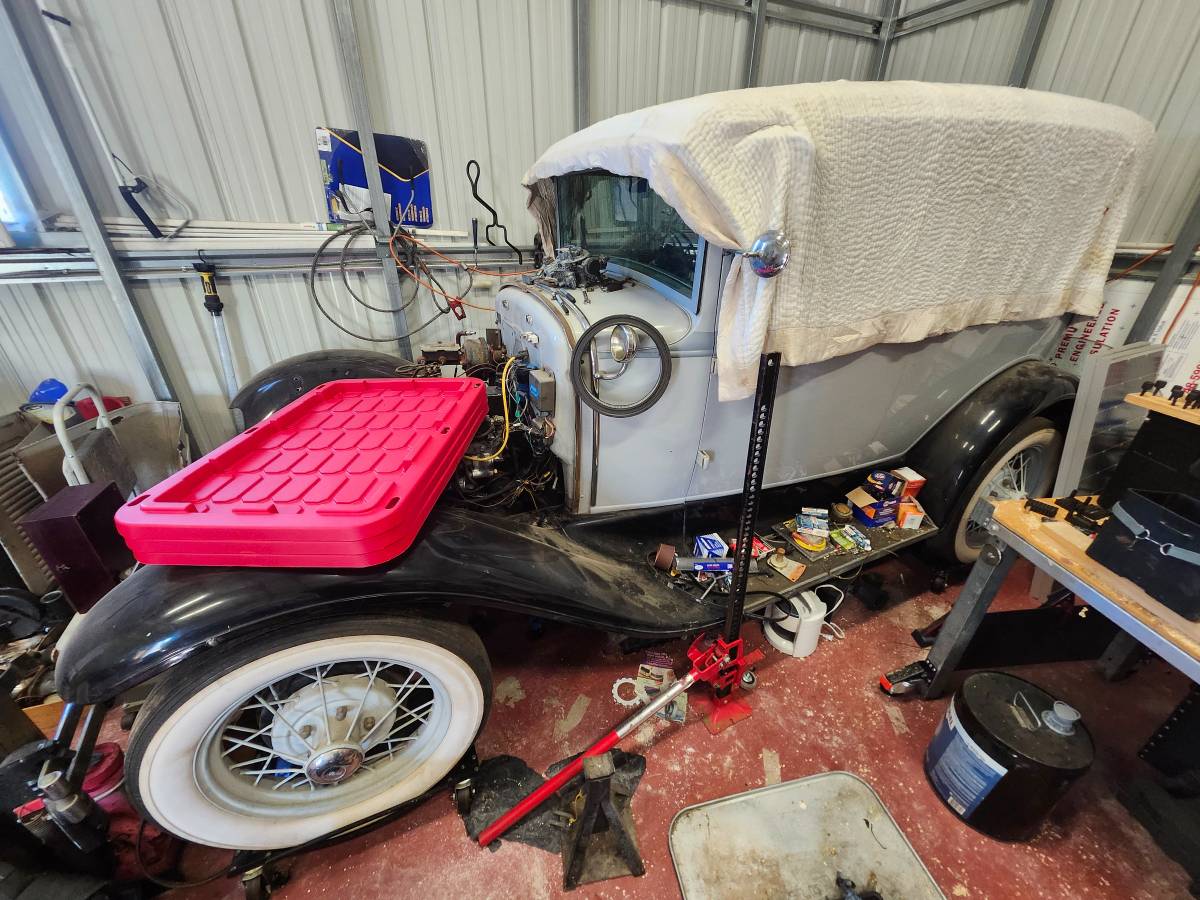 Ford-model-a-1930-grey-3