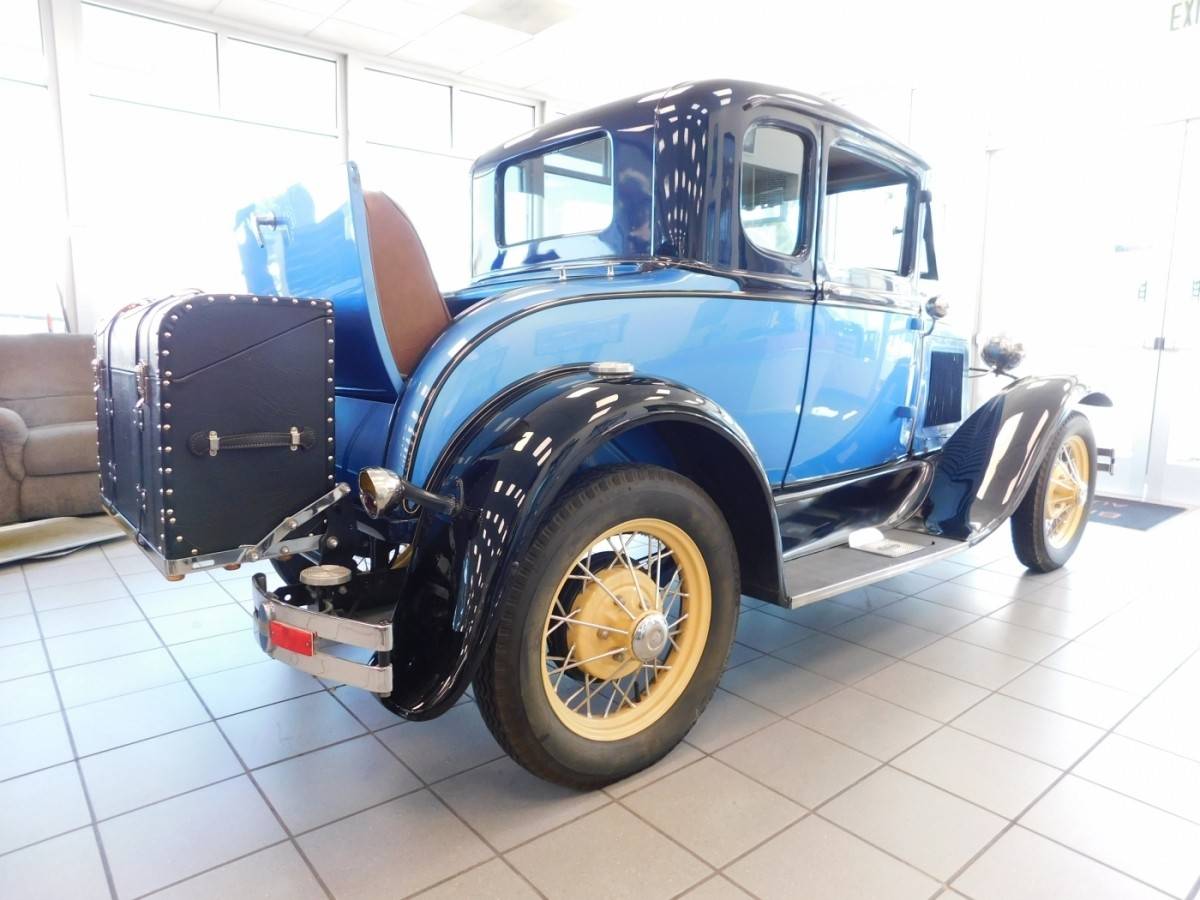 Ford-model-a-1931-blue-1