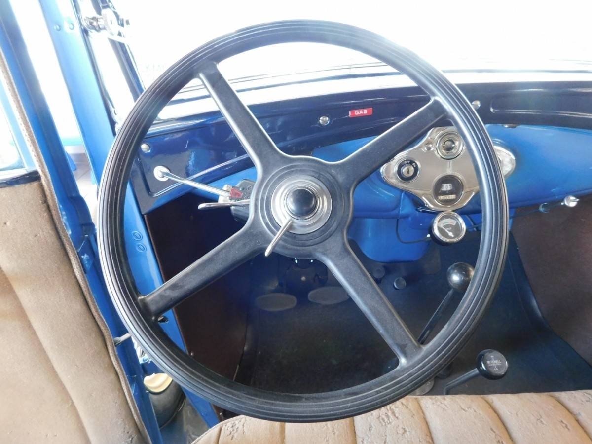 Ford-model-a-1931-blue-11