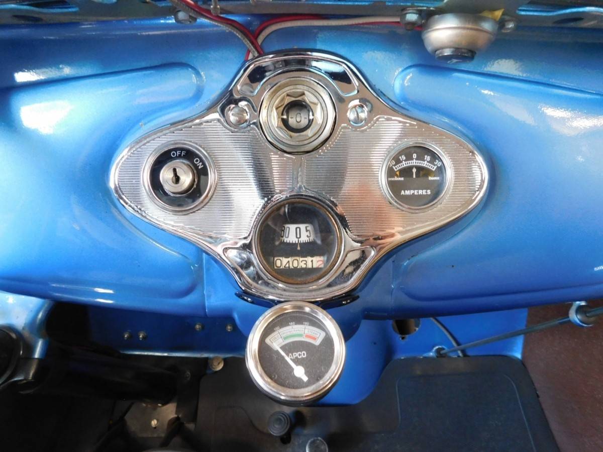 Ford-model-a-1931-blue-12