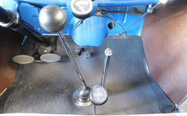 Ford-model-a-1931-blue-13