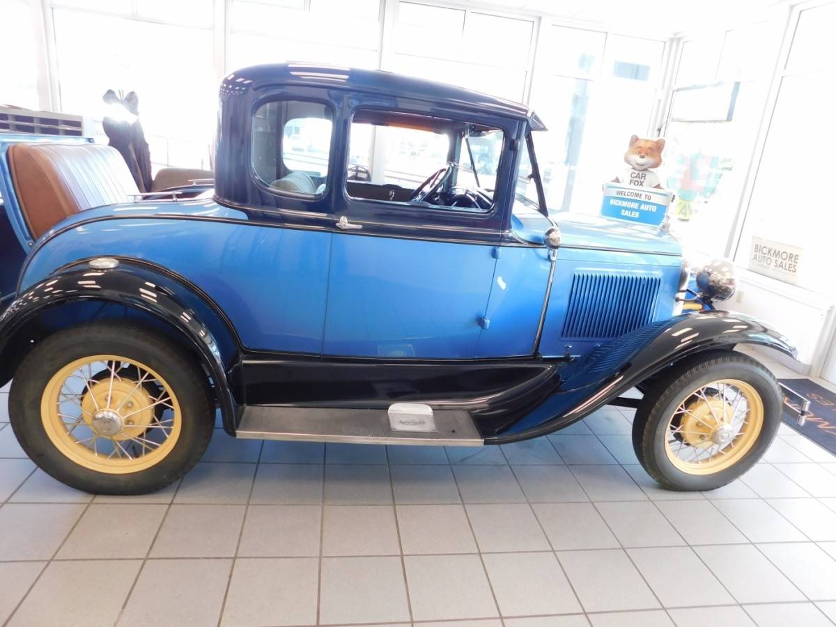 Ford-model-a-1931-blue-18