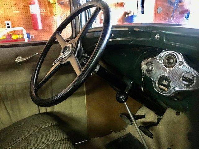 Ford-model-a-1931-green-4