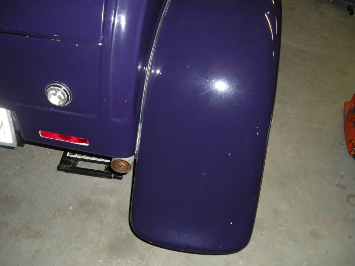 Ford-model-a-coupe-1931-purple-10