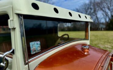 Ford-model-a-sedan-1928-custom-12