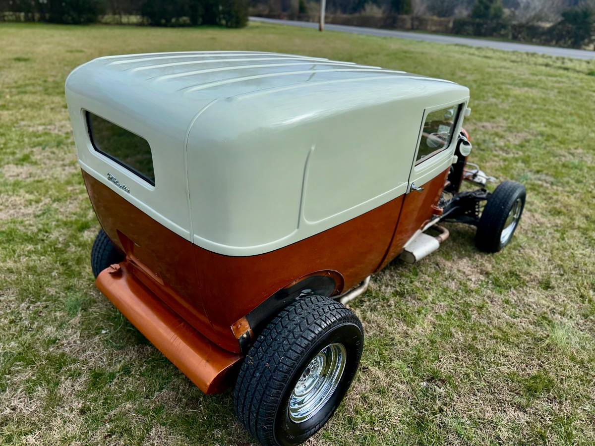 Ford-model-a-sedan-1928-custom-18