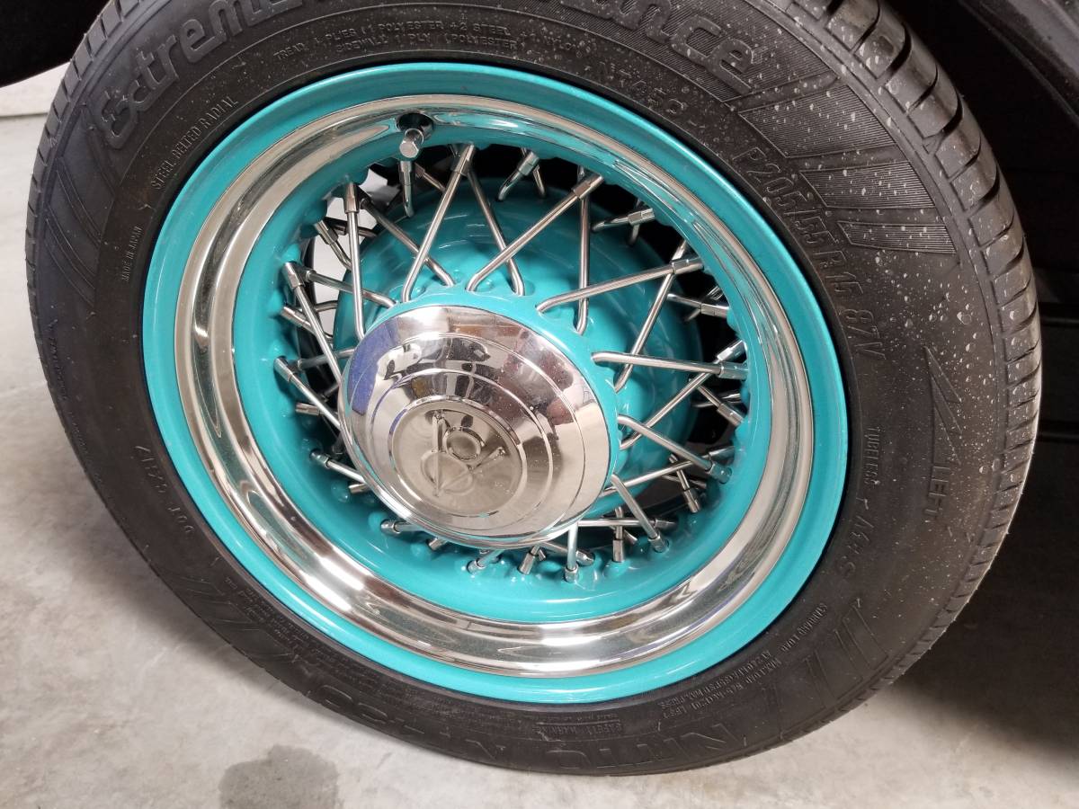 Ford-model-a-sedan-delivery-1928-black-4