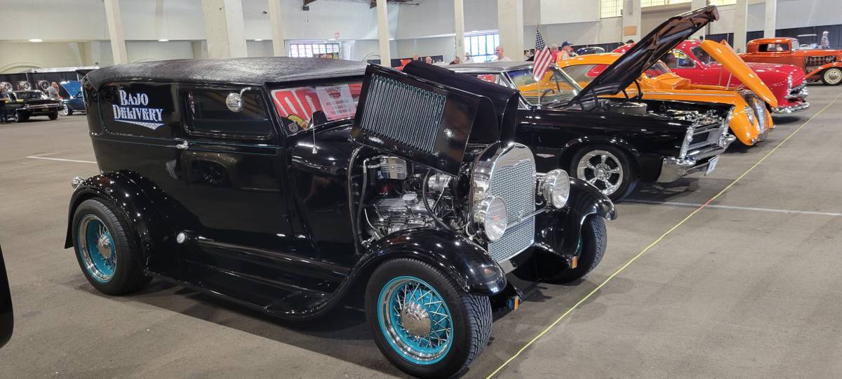 Ford-model-a-sedan-delivery-1928-black