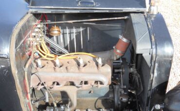 Ford-model-t-1917-black-2