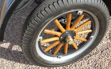 Ford-model-t-1917-black-4